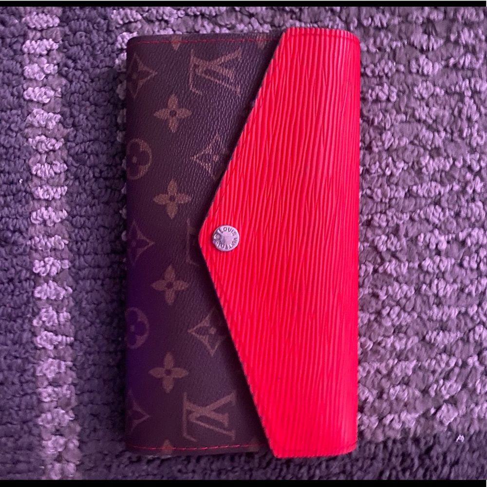Lv pochette bag